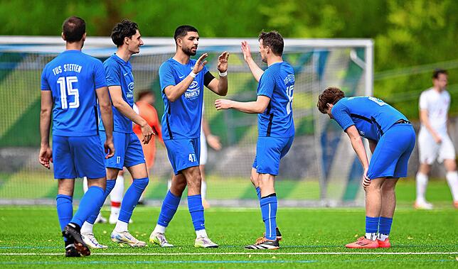 Bild 1: TuS Stetten setzt sich mit 4:2 gegen SV Jestetten durch – und wir haben Fotos!