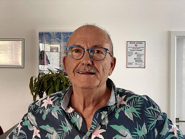 Mit Begeisterung denkt der Donaueschinger Malermeister im Ruhestand Helmut Merz heute noch an seine Fahrt mit dem Kadett nach Hamburg zu ...