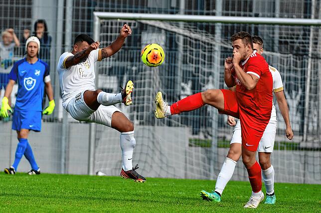 Bild 9: FC RW Weilheim feiert 2:0-Arbeitssieg bei Bosporus FC Friedlingen &ndash; und wir haben Bilder!