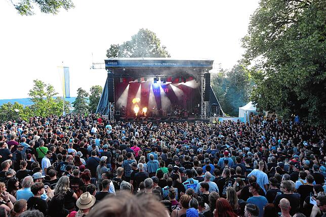 Bild 28: In Extremo beim Hohentwiel-Festival – hier gibt‘s die Bilder (1/2)