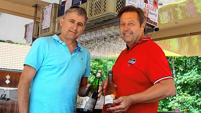 Am Weinbrunnen des Vereins Aktives Todtmoos gibt es während des Fischmarkts gute Tropfen und Cocktails.