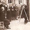 Auch im Freilichtstudio unterwegs: Oscar Forstmeyer fotografiert im Jahr 1940 auf dem Hotzenwald die Menschen. Denn eine eigene Kamera ...
