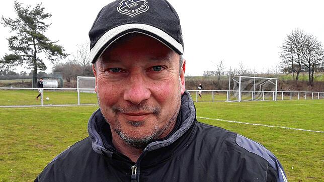 Michael Henseleit tippt die A 1-Spiele