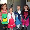 Mit Jubel, Trubel, Heiterkeit feiern die Kinder in Hondingen ihre Fastnacht. Acht Programmpunkte aus Tanz, Turnvorführungen, Klamauk und ...