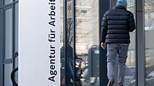 In Deutschland beziehen Millionen von Menschen Bürgergeld – sowohl deutsche Staatsbürger als auch Personen mit anderen Staatsbürgerschaften.