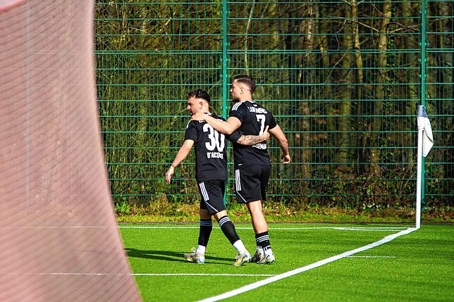 Bild 23: SV 08 Laufenburg besiegt den FSV Rot-Weiß Stegen mit 2:0 – und wir haben Fotos!