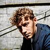 Tim Bendzko, 38, hat mit Hits wie &bdquo;Nur mal kurz die Welt retten&ldquo; den deutschen Pop geprägt. Sein neues Album ...