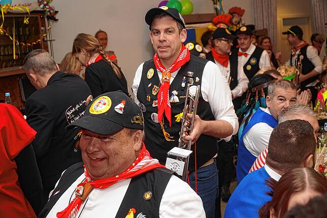Bild 22: Bildergalerie: So bunt war der Gockelball in Zollhaus