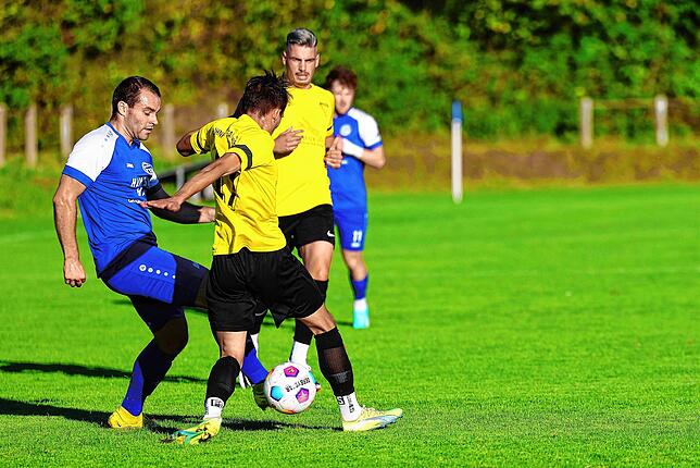 Bild 5: Die besten Bilder der Landesliga-Partie zwischen dem FC Radolfzell und dem FC Öhningen-Gaienhofen