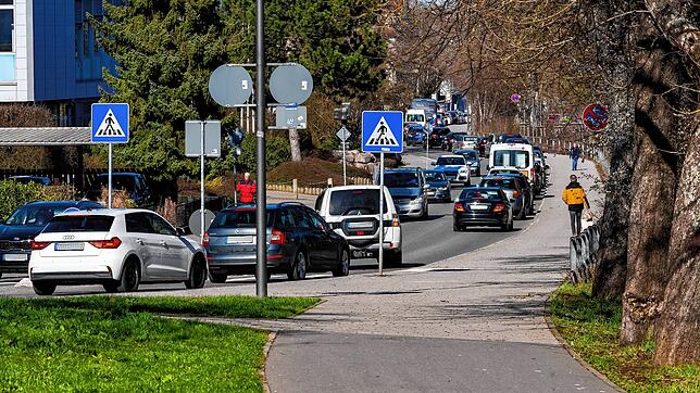 Jetzt gibt es wieder freie Fahrt in Schwenningen im Bereich von Salinenstraße und Neckarstraße.