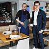 Den Michelin-Stern zu bekommen, das sei eigentlich nie das Ziel gewesen, sagen Jason (links) und Niklas Grom von der Burg in Aasen.