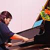 Yuna Nakagawa zieht die Zuhörer mit feinfühlig intonierten Werken von Mozart, Chopin, Liszt und einer Zugabe von Schumann in ihren Bann. ...