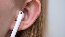In-Ear-Kopfhörer machen unser Leben leichter. Doch Achtung: Übermäßiger Gebrauch kann zu Erkrankungen des Gehörgangs führen.