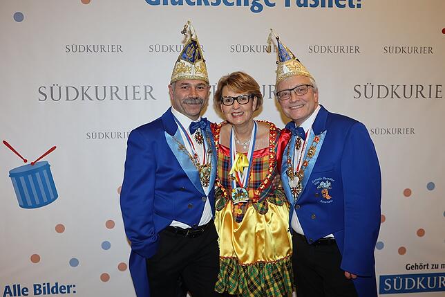 Bild 13: An der SÜDKURIER-Fotowand: Das sind die Gäste der Fernsehfasnacht (Teil 4)