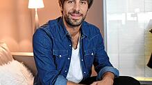 Der Sänger Max Giesinger am Rande eines Interviews.