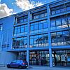 Hinter der Fassade des Hauptsitzes der Volksbank Hochrhein in Waldshut haben sich zum Jahreswechsel weitreichende Veränderungen im ...