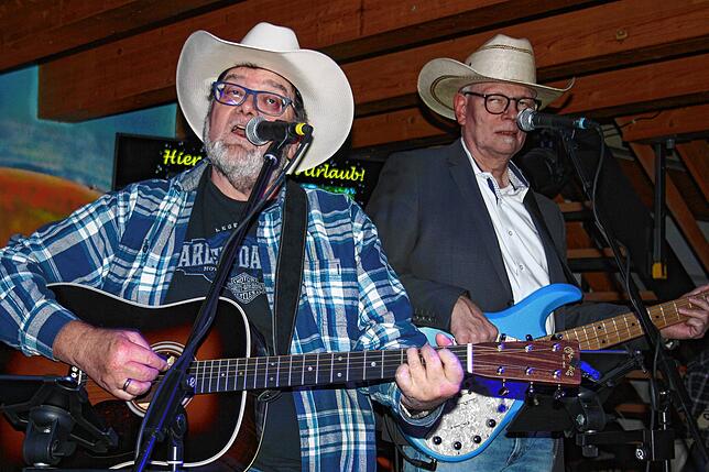 Die Andy Martin Band aus der Schweiz bot Countrymusik vom Feinsten bei der Alaskaparty.