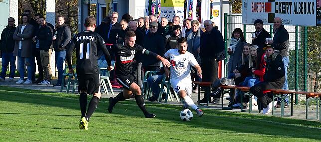Bild 16: SV Buch besiegt den FC Erzingen mit 2:0 &ndash; und wir haben Bilder!