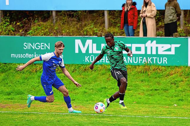 Bild 10: Unsere besten Bilder der Landesliga-Partie zwischen dem FC Radolfzell und dem VfR Stockach