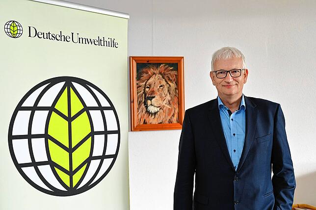 Löwe mit Löwe: Seit Jahrzehnten kämpft Jürgen Resch, der Chef der in Radolfzell beheimateten Deutschen Umwelthilfe (DUH) gegen ...