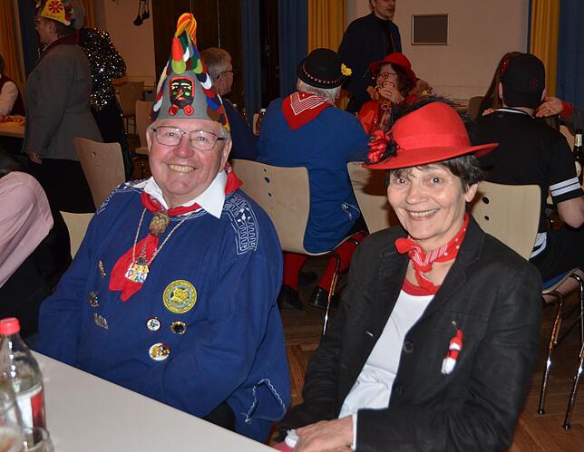 Bild 22: Unvergesslich! So feierte Markdorf den Dreckkübelgschwätz 2025 – Fasnet pur in der Stadthalle!