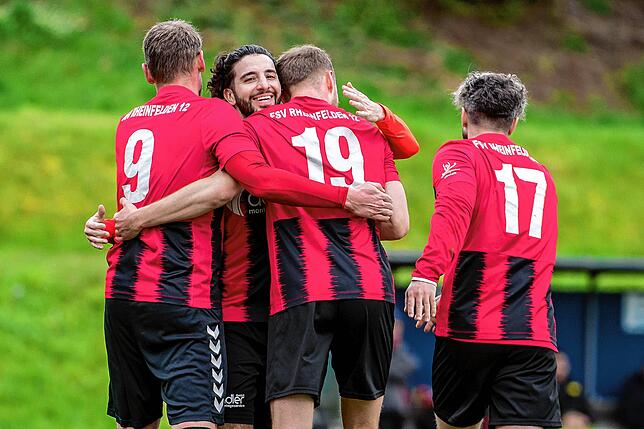 Bild 8: FSV Rheinfelden gewinnt beim FC Erzingen mit 6:1 &ndash; und wir haben Bilder!