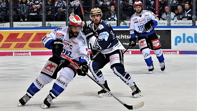 Die Schwenninger Wild Wings haben gestern Abend mit 1:3 (1:0, 0:2, 0:1) verloren. Das Bild zeigt Schwenningens Mark Fraser.