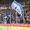 Tolle Stimmung im großen Rund, das noch bis mindestens 2038 &bdquo;Helios-Arena&ldquo; heißen wird. Die Schwenninger Eishockey-Fans ...