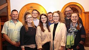 Die Führungsmannschaft des Musikvereins Rast: der stellvertretende Vorsitzender, Christoph Beck, sowie die Beisitzer Michael Renz und ...