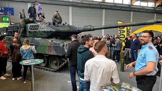 Bild 13: Tuning World Bodensee lockt Tausende Besucher – Teil 3