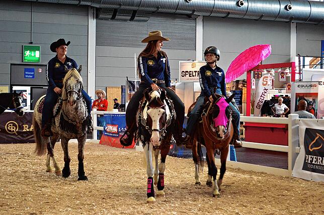 Bild 4: Action, Pferde und Westernflair: Bilder vom ersten Tag der Americana in Friedrichshafen