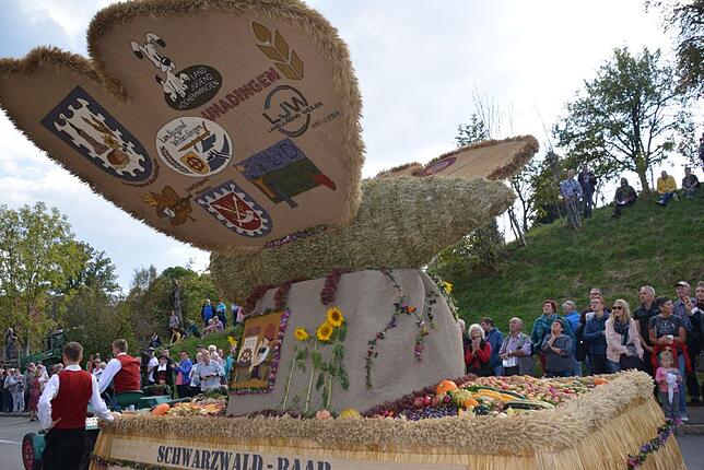 Bild 23: 57. Kreiserntedankfest: Alle Bilder zum großen Festumzug in Weiler