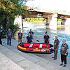 Ein Rettungsboot übergab der Förderverein für die Freiwillige Feuerwehr an die Bad Säckinger Feuerwehrabteilung (von links): Mark ...