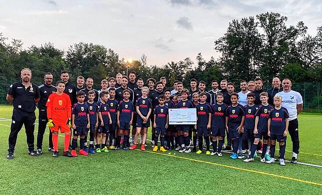 Der Jugendförderverein Laufenburg sammelt und spendet Sportausrüstung.