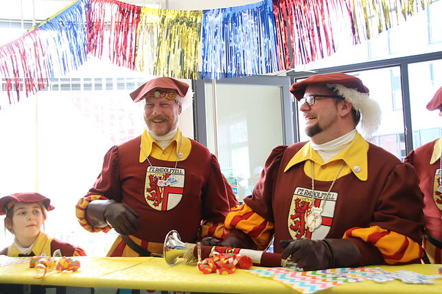 Bild 6: Narren besuchen den SÜDKURIER in Radolfzell