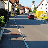 Eine Markierung für einen Radstreifen wird für die Schnerkinger Straße gefordert.
