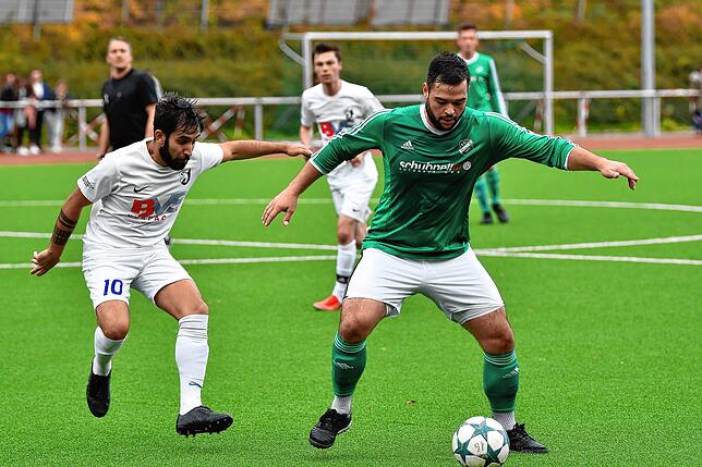 Bild 21: FC Erzingen gewinnt das Spitzenspiel mit 5:3 beim FC Zell &ndash; und wir haben Bilder!