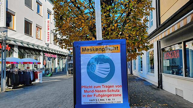 Auch in der Bad Säckinger Fußgängerzone gilt aktuell eine Maskenpflicht.