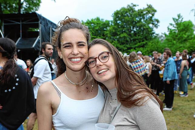 Bild 22: Im Stadion wird am zweiten Tag des Campus-Festivals nochmals aufgedreht
