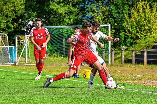 Bild 3: SV Blau-Weiß Murg besiegt den FC Schlüchttal mit 4:1 – und wir haben Bilder!