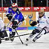 David Cerny (am Puck) erlebt derzeit besondere Tage: Am Sonntag erzielte er seinen ersten Treffer in der Deutschen Eishockey Liga. Am ...
