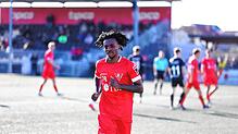 Nathan Malonga schoss für den 1. FC Rielasingen-Arlen im letzten Spiel 2022 und dem von Trainer Michael Schilling den 2:1-Siegtreffer ...
