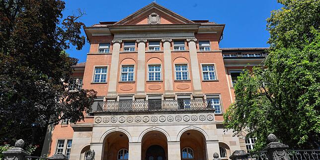 (Archivbild) Wer in der Schweiz wohnt und sich am Heinrich-Suso-Gymnasium anmeldet, wird aufgenommen. Das einzige altsprachliche ...
