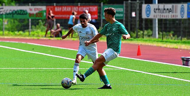 Bild 17: FC Zell besiegt den SV Blau-Weiß Murg mit 2:0 – und wir haben Bilder!
