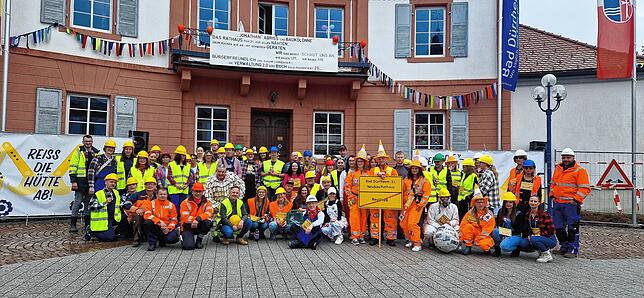 Die Mitarbeiter der Stadtverwaltung Bad Dürrheim sind in Fasnetlaune.