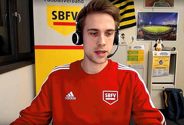 Fridolin Wernick von der SBFV-Geschäftsstelle moderierte die Videokonferenz mit phasenweise 650 Teilnehmern.