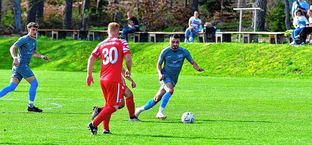 Bild 35: SV Jestetten gewinnt 3:1 beim FC Schlüchttal &ndash; und wir haben Bilder!