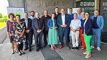 Das PopupLabor Baden-Württemberg kommt vom 8. bis 13. Juli nach Singen und Stockach. Darüber freuen sich (von links) Regina Schlecker, ...