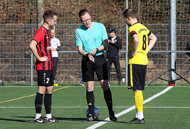 Bild 1: Unsere Bildergalerie vom 5:1-Erfolg des SV Denkingen gegen den FC Bodman-Ludwigshafen