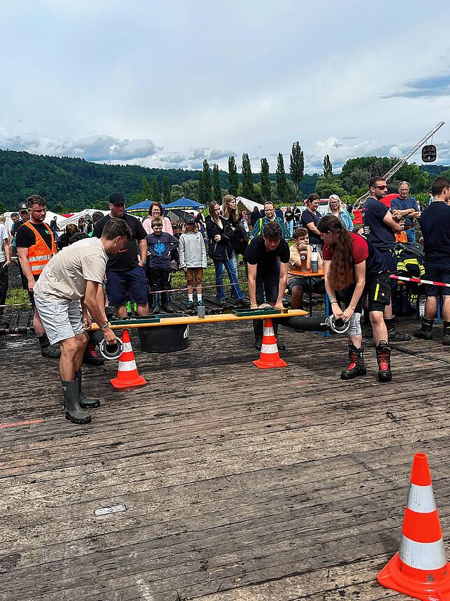 Bild 11: Kreisfeuerwehrzeltlager mit 1000 Teilnehmern am Bodensee-Ende: Was dort passiert